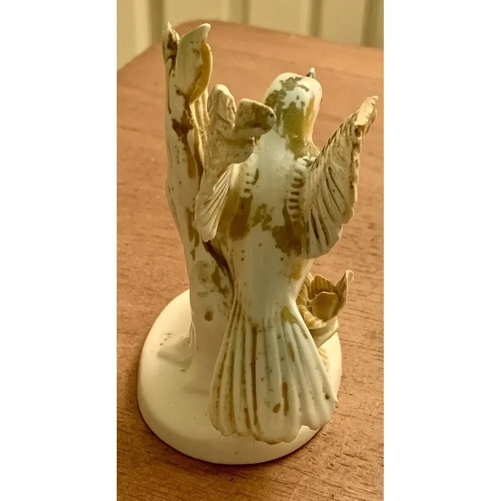 Vintage Blue Bird Bird Figurine #1937‎